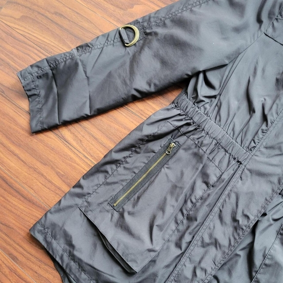 Black Windbreaker Jacket Size M - Picture 4 of 8